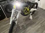 2025 Surron Light Bee X - фото 2