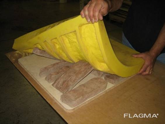 Liqued POLYURETHANE